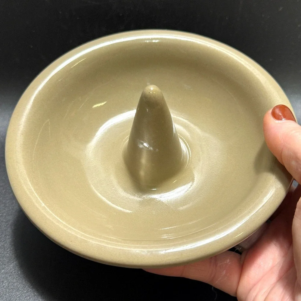 Vintage Hartstone Pottery Apple Baker Stoneware Baking Dish USA Signed Tan